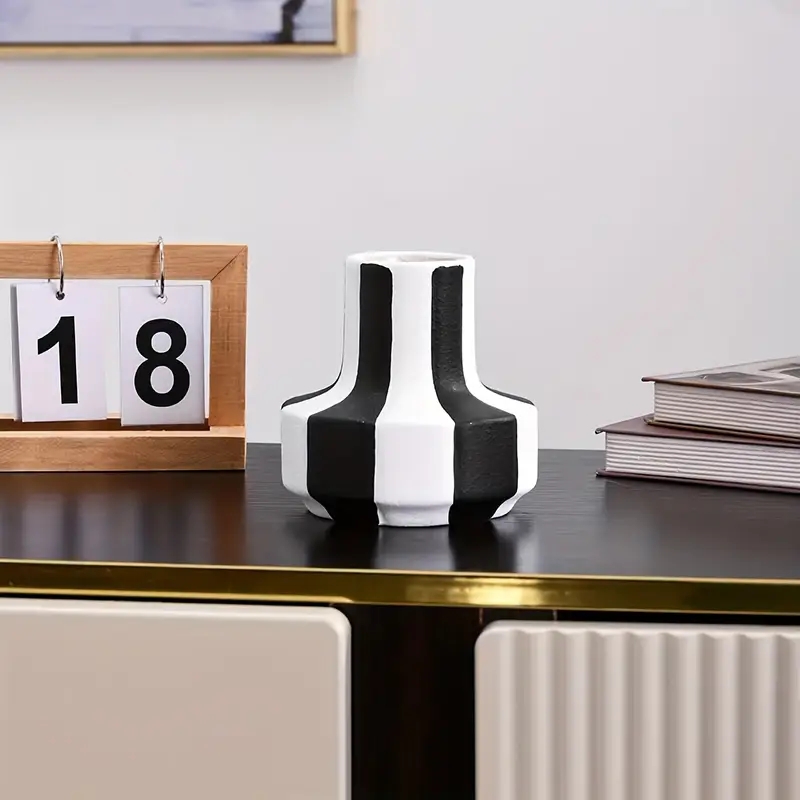 Creative Stripe Vase Black and - Propagation Station Vase recensione e prezzo